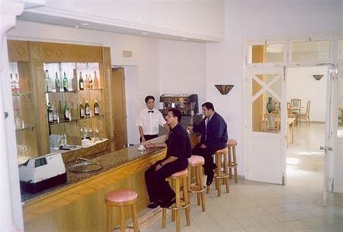Hotel Mezri Монастир Екстериор снимка