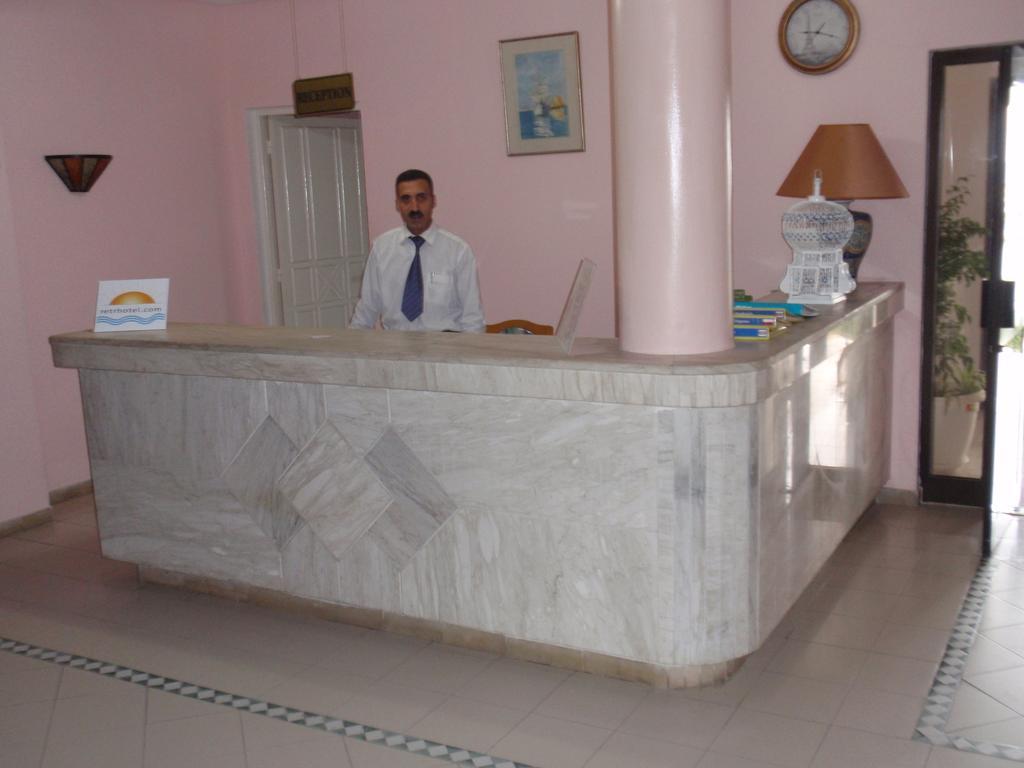 Hotel Mezri Монастир Екстериор снимка